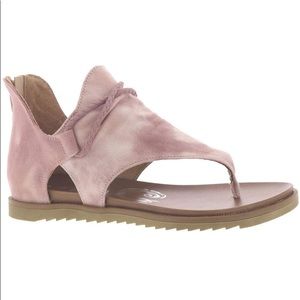 Very g size 10 sandals